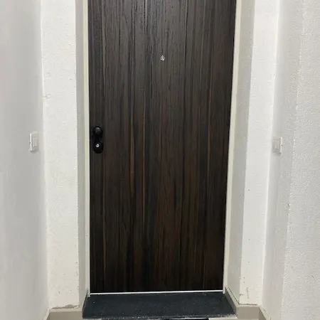 Apartment Uday